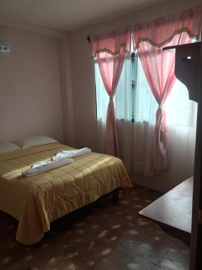 Hostal Nathaly Puerto Baquerizo Moreno Ngoại thất bức ảnh