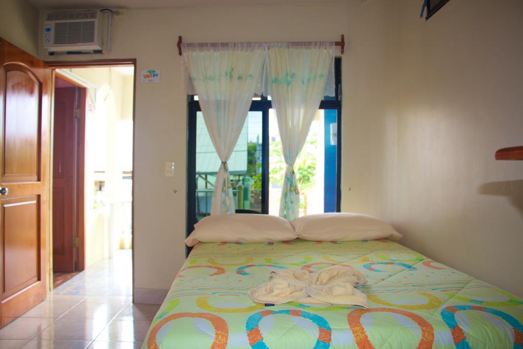 Hostal Nathaly Puerto Baquerizo Moreno Phòng bức ảnh