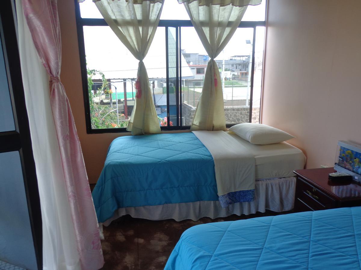 Hostal Nathaly Puerto Baquerizo Moreno Ngoại thất bức ảnh