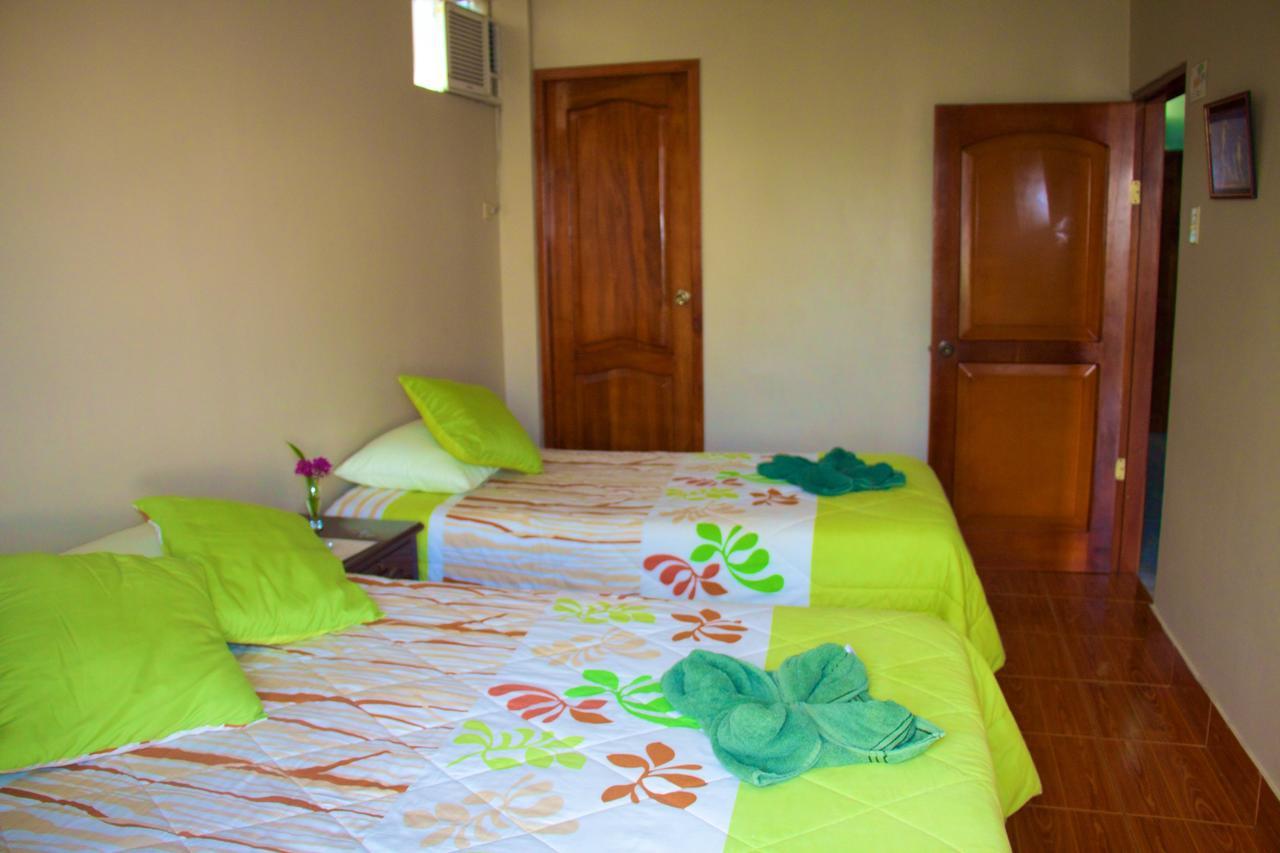 Hostal Nathaly Puerto Baquerizo Moreno Ngoại thất bức ảnh
