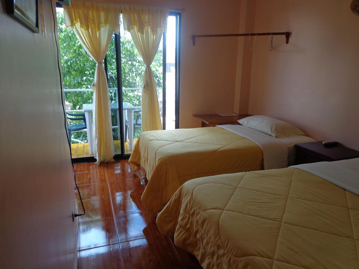 Hostal Nathaly Puerto Baquerizo Moreno Ngoại thất bức ảnh