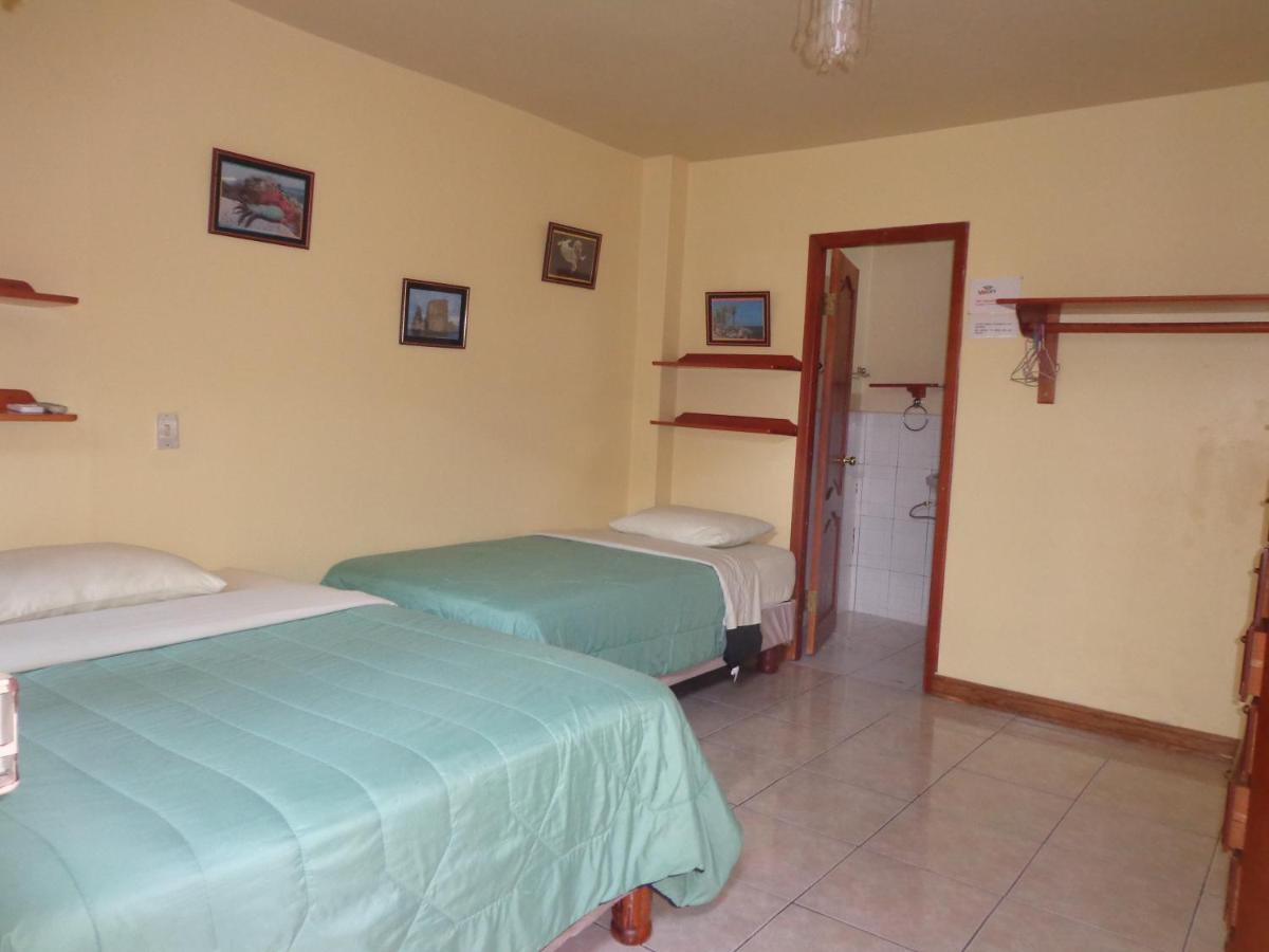 Hostal Nathaly Puerto Baquerizo Moreno Ngoại thất bức ảnh