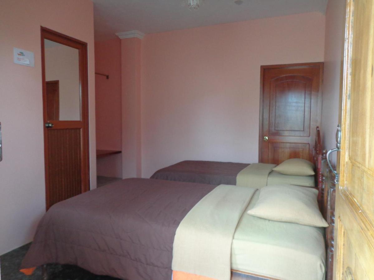 Hostal Nathaly Puerto Baquerizo Moreno Ngoại thất bức ảnh