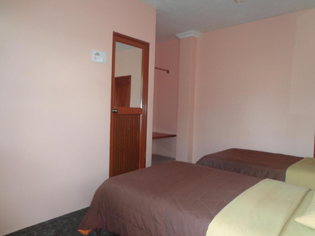 Hostal Nathaly Puerto Baquerizo Moreno Ngoại thất bức ảnh